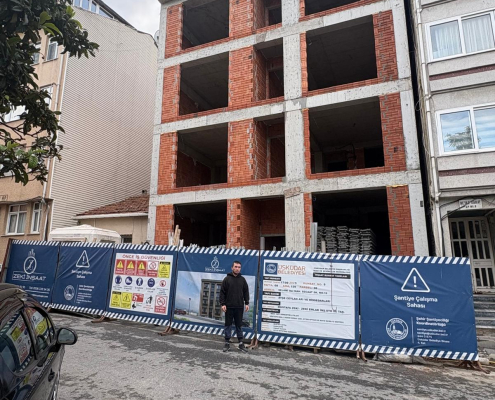 Üsküdar Selami Ali Mah Secahat Sokak 10 Daire Kat Karşılıgı Devam Eden Projemiz